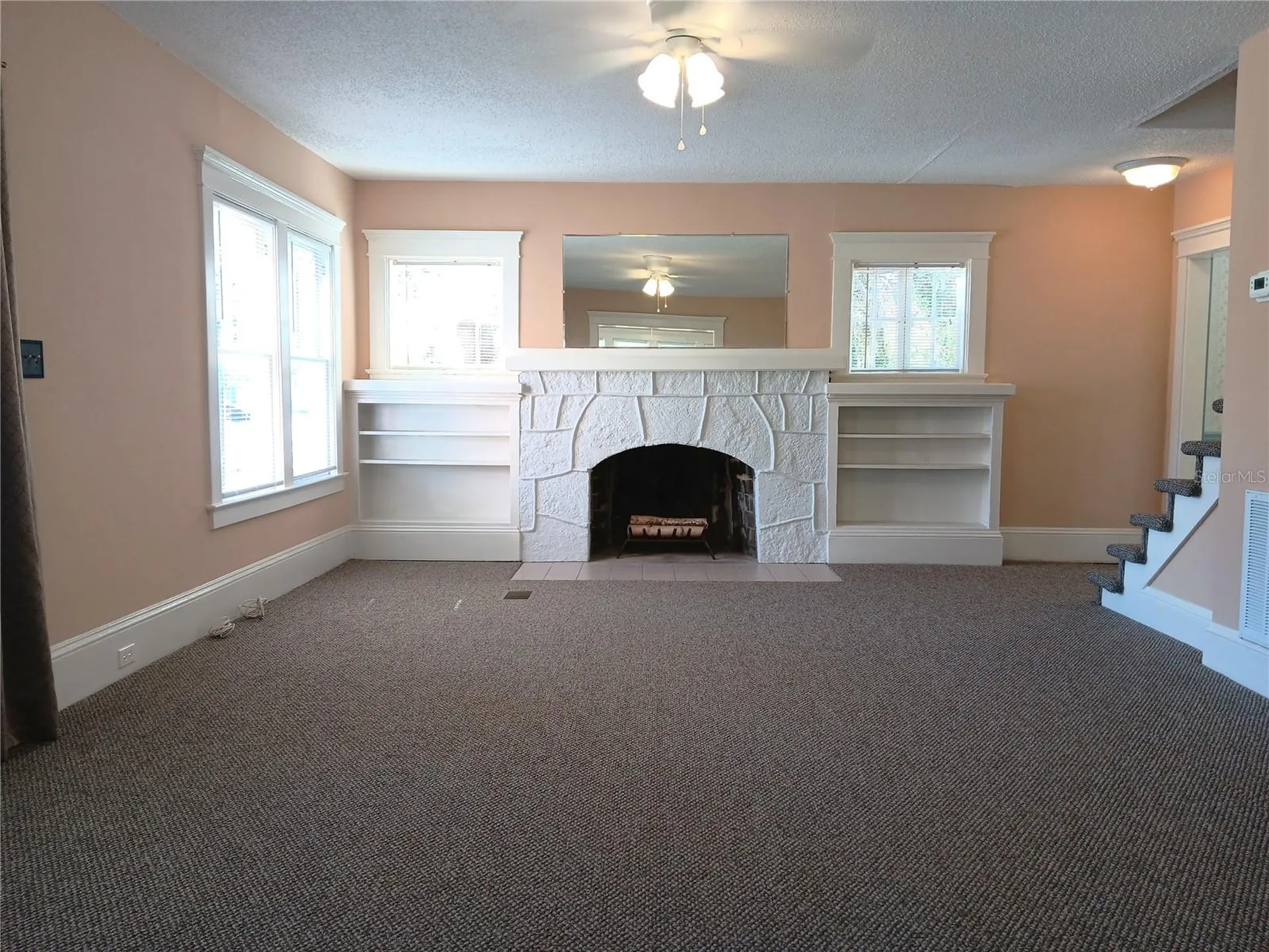 830 37th Avenue S St Petersburg FL 33705