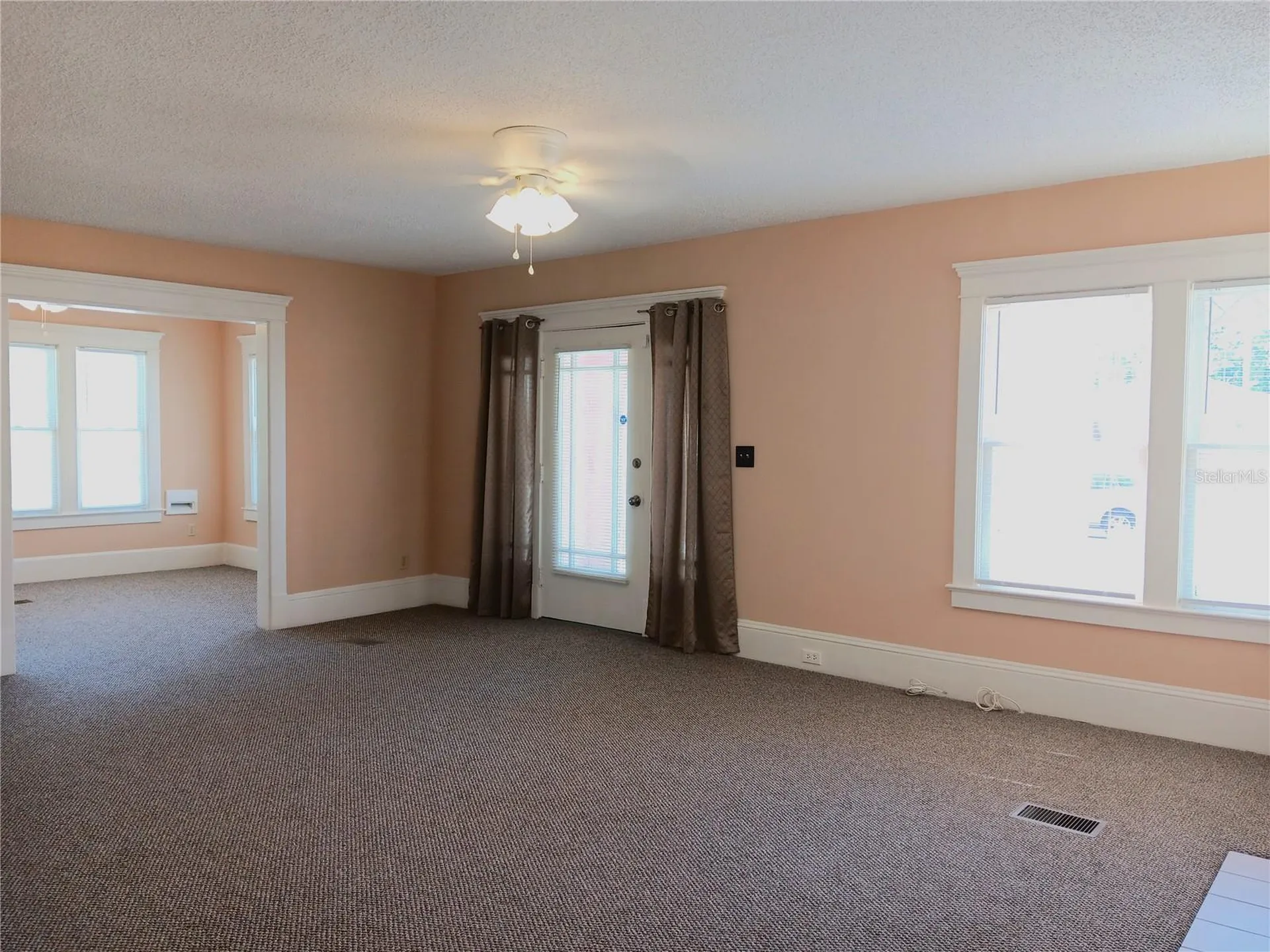 830 37th Avenue S St Petersburg FL 33705