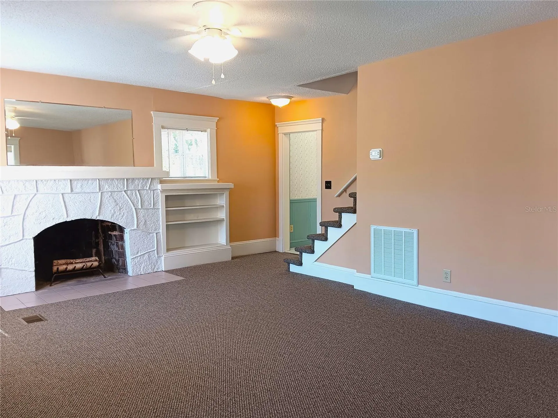 830 37th Avenue S St Petersburg FL 33705