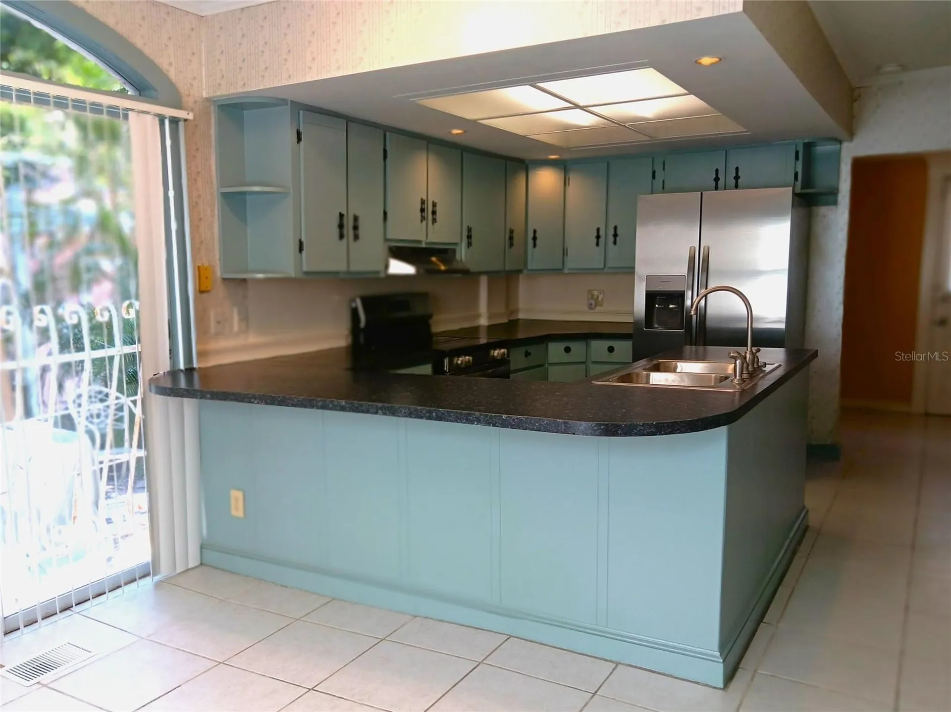 830 37th Avenue S St Petersburg FL 33705