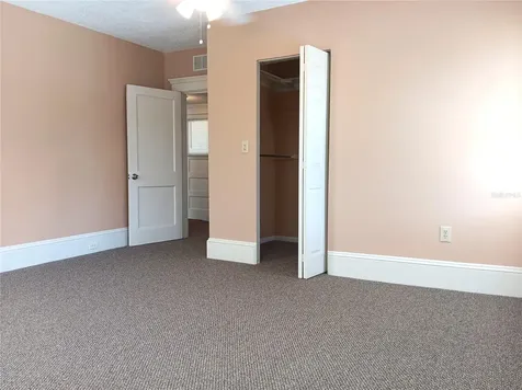 830 37th Avenue S St Petersburg FL 33705