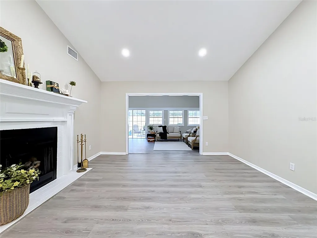 609 Breezeway Court Brandon FL 33511