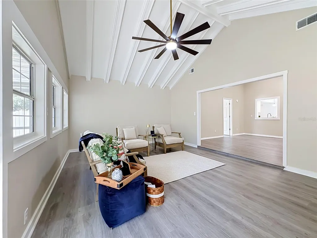 609 Breezeway Court Brandon FL 33511