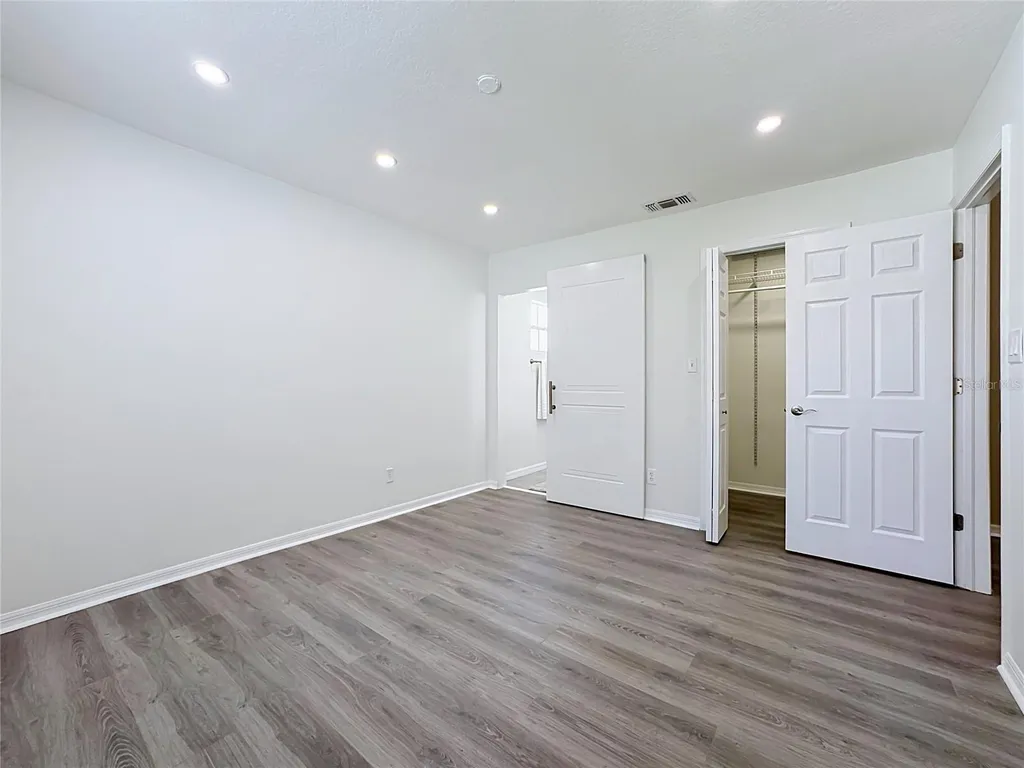 609 Breezeway Court Brandon FL 33511