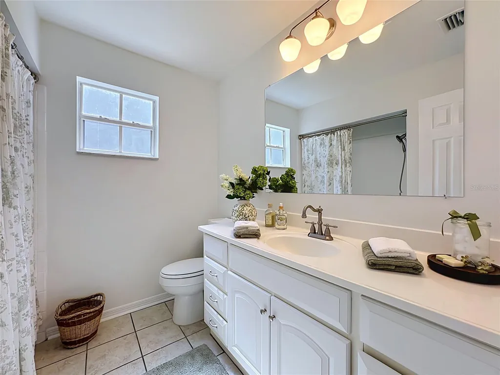 609 Breezeway Court Brandon FL 33511