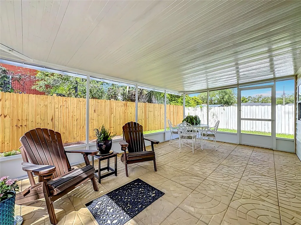 609 Breezeway Court Brandon FL 33511