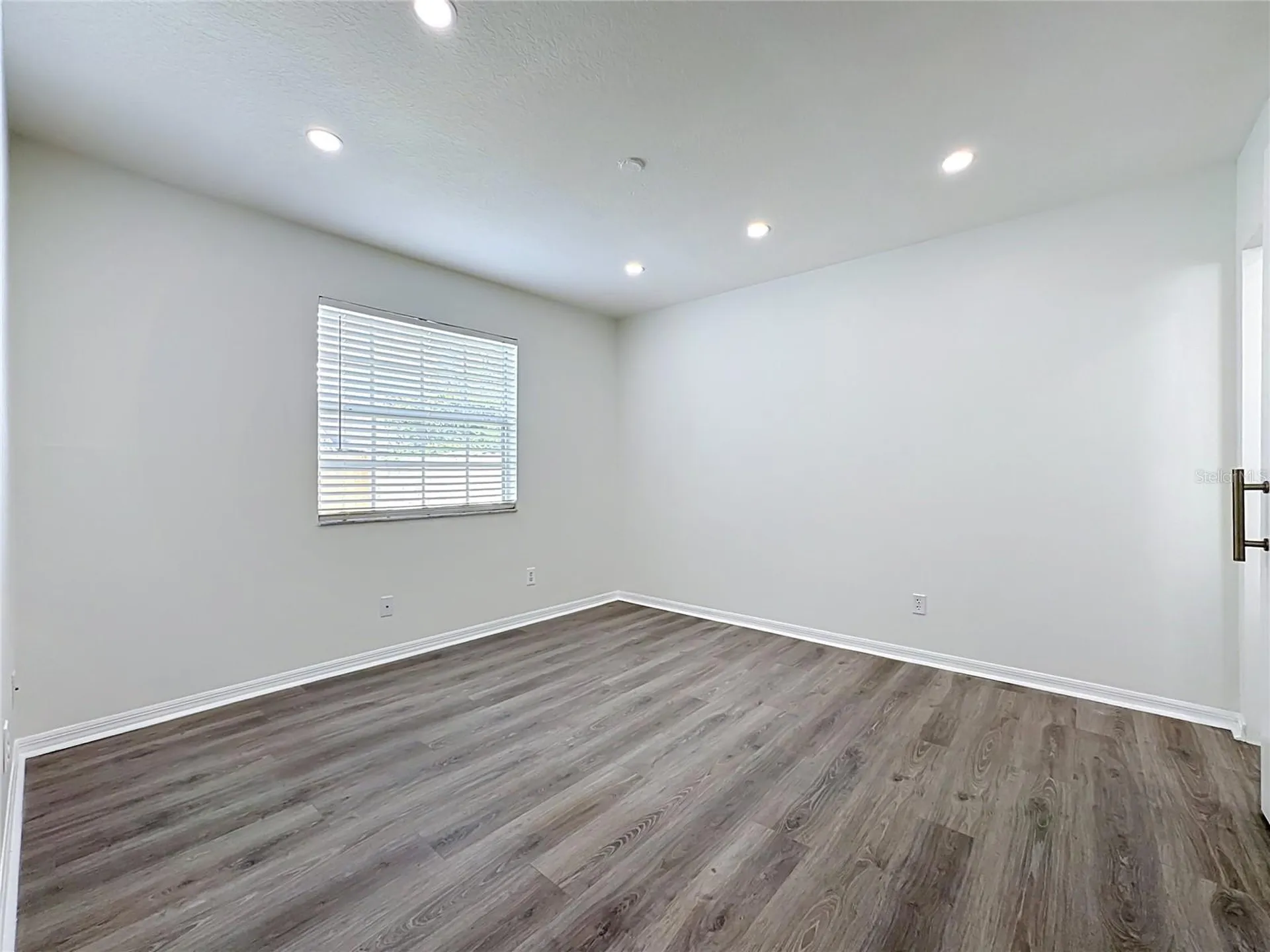 609 Breezeway Court Brandon FL 33511