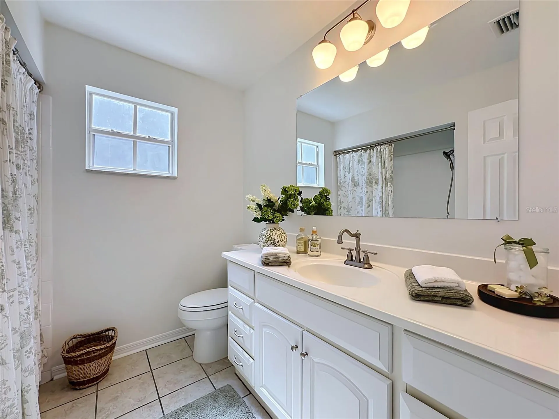 609 Breezeway Court Brandon FL 33511