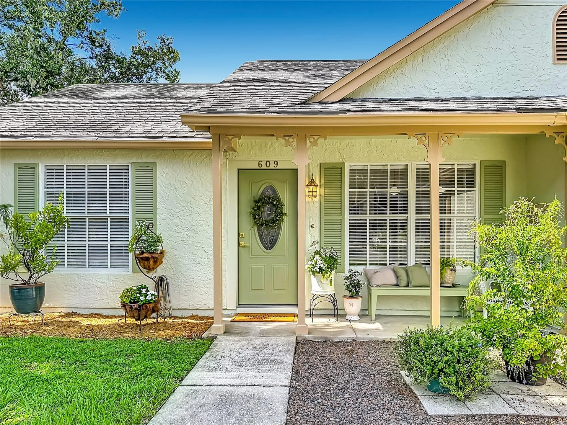 609 Breezeway Court Brandon FL 33511