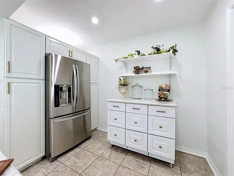 609 Breezeway Court Brandon FL 33511