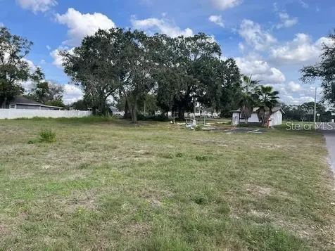7502 N 40th Street Tampa FL 33604