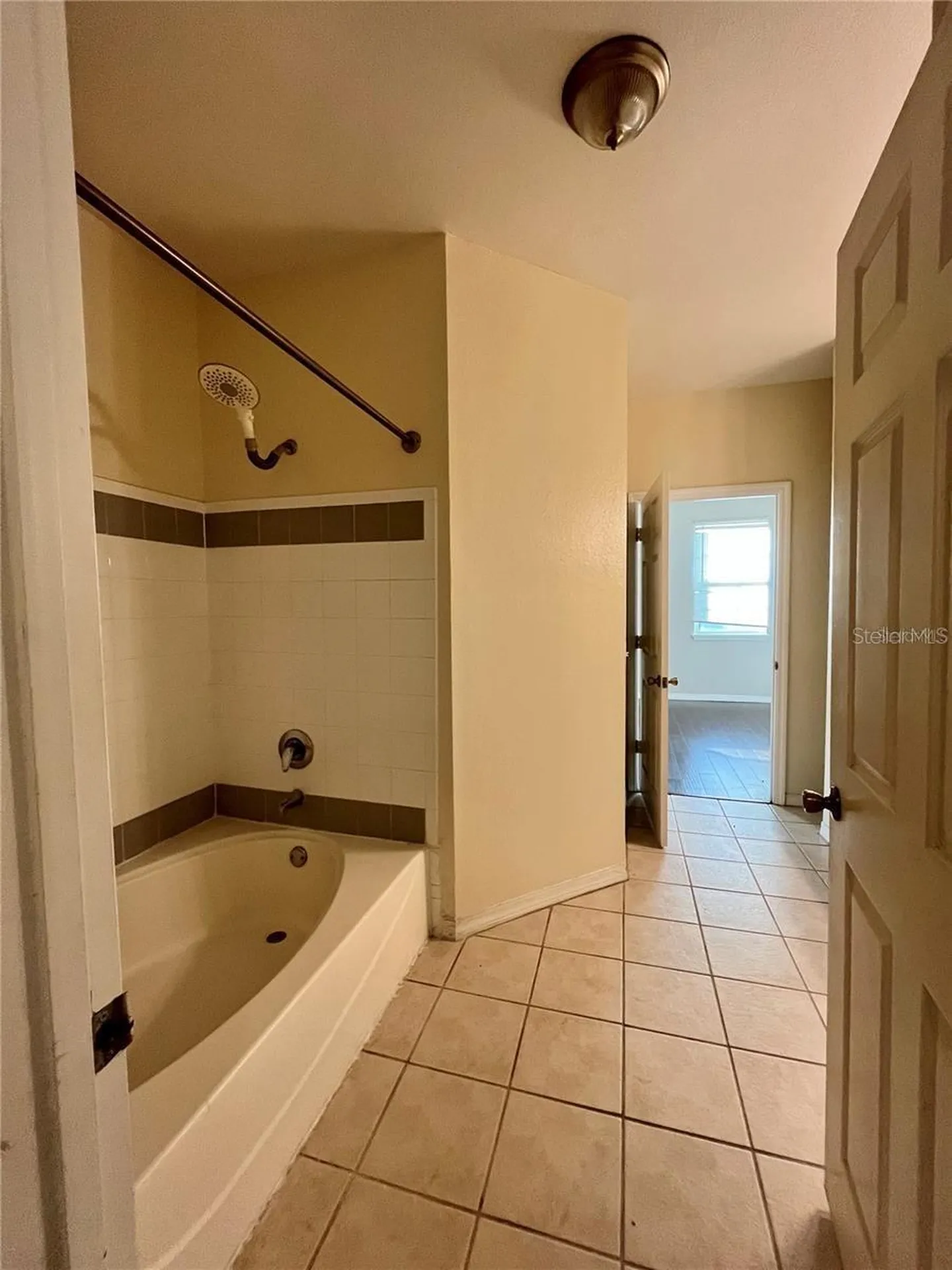 6412 Queens Borough Avenue Orlando FL 32835