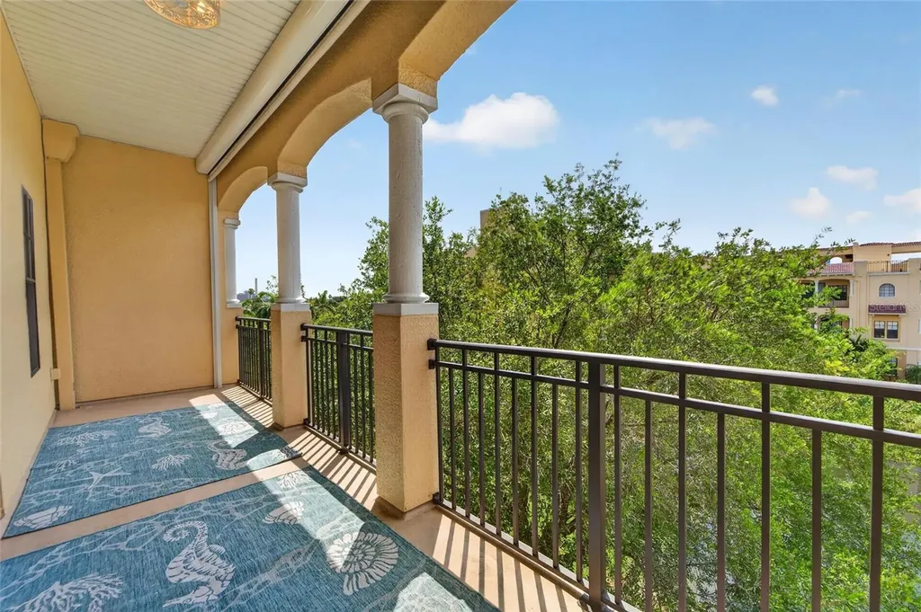 6407 Mayra Shores Lane Apollo Beach FL 33572