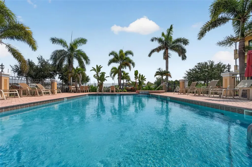 6407 Mayra Shores Lane Apollo Beach FL 33572