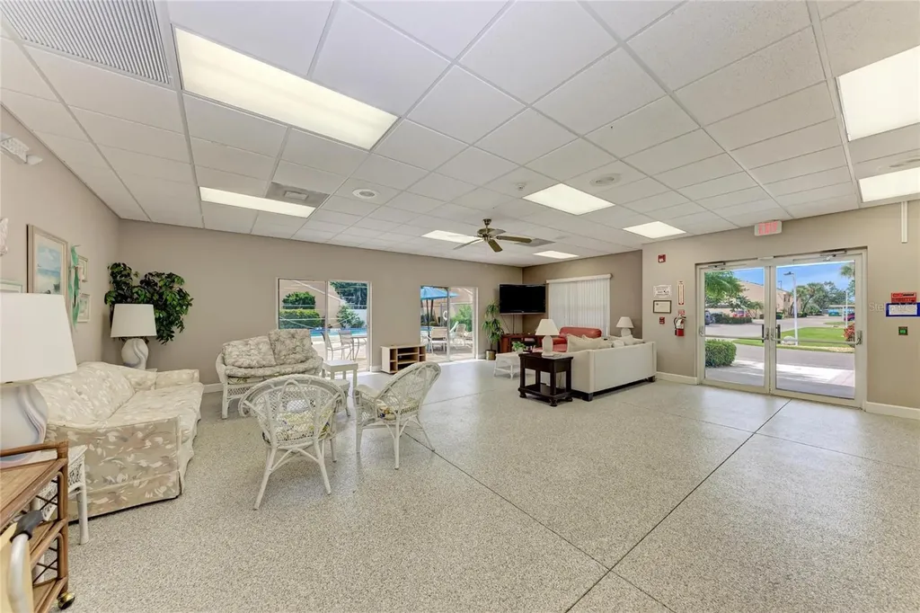 5962 7th Ave W Bradenton FL 34209