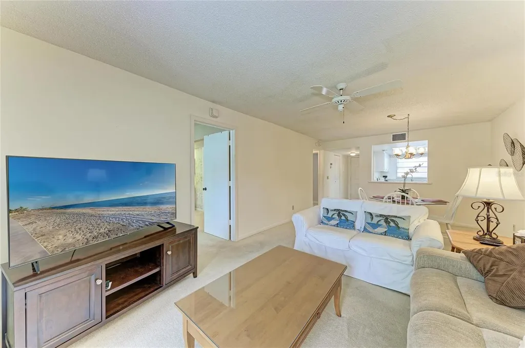5962 7th Ave W Bradenton FL 34209