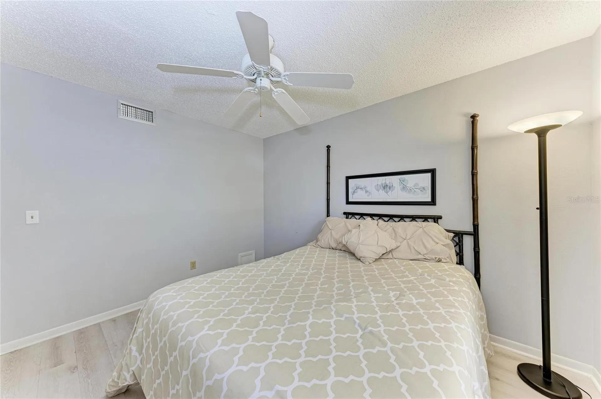 5962 7th Ave W Bradenton FL 34209