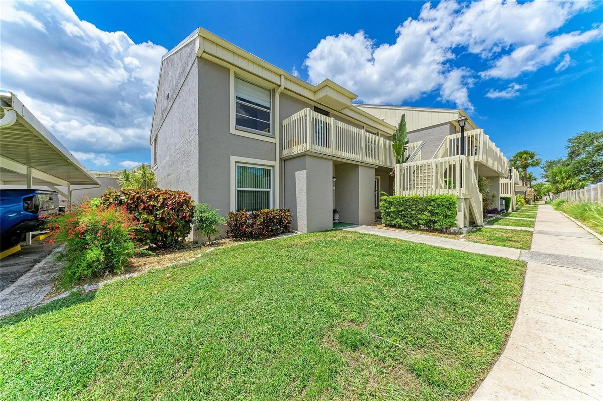 5962 7th Ave W Bradenton FL 34209