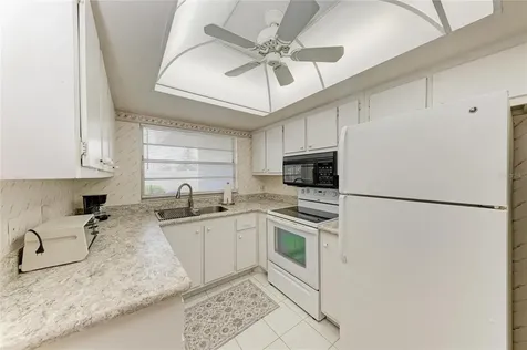 5962 7th Ave W Bradenton FL 34209