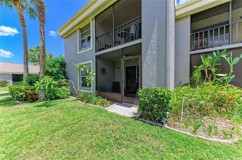 5962 7th Ave W Bradenton FL 34209