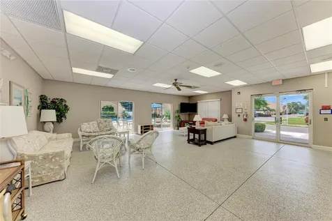 5962 7th Ave W Bradenton FL 34209