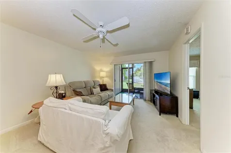 5962 7th Ave W Bradenton FL 34209