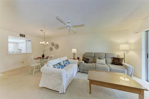 5962 7th Ave W Bradenton FL 34209