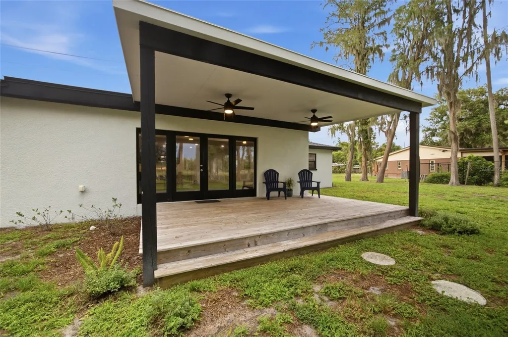 730 Crystal Lake Road Lutz FL 33548