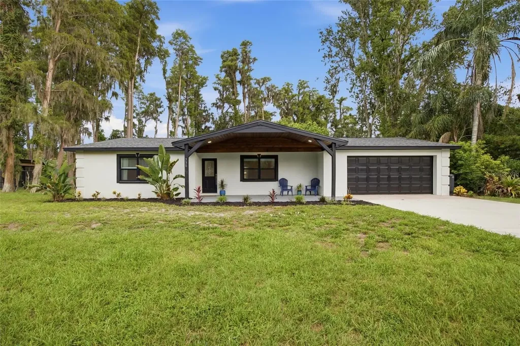 730 Crystal Lake Road Lutz FL 33548