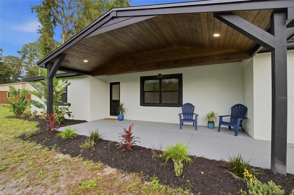 730 Crystal Lake Road Lutz FL 33548
