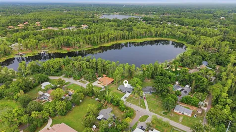 730 Crystal Lake Road Lutz FL 33548