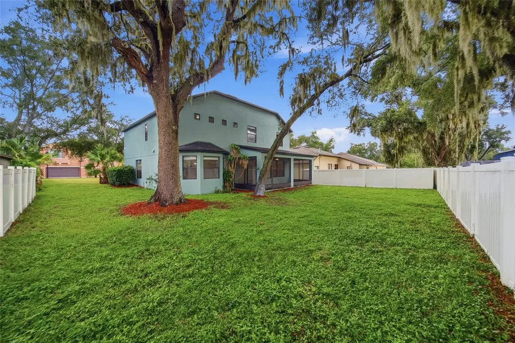 1908 Abbey Ridge Drive Dover FL 33527