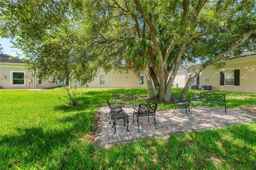 5381 Primrose Lake Circle Tampa FL 33647