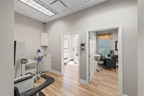 5381 Primrose Lake Circle Tampa FL 33647