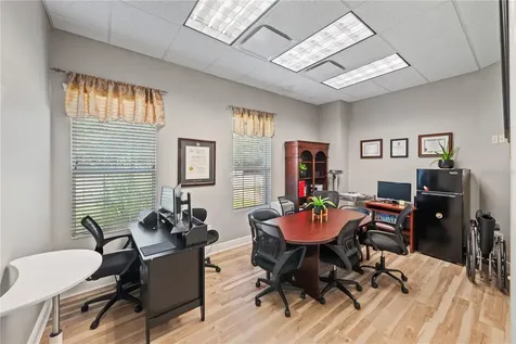 5381 Primrose Lake Circle Tampa FL 33647