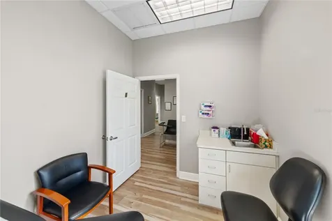 5381 Primrose Lake Circle Tampa FL 33647