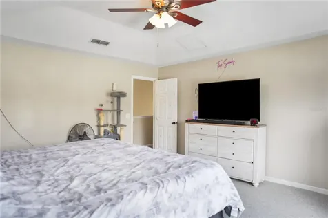 586 Independence Drive Macclenny FL 32063