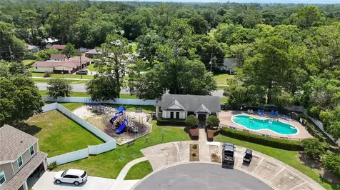 586 Independence Drive Macclenny FL 32063