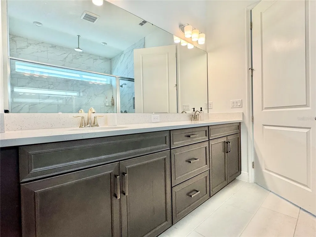 13438 Leggett Alley Orlando FL 32827