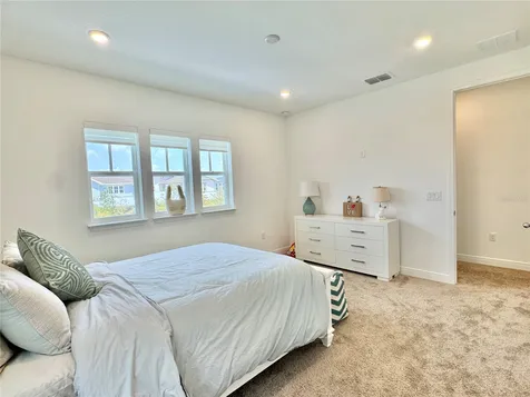 13438 Leggett Alley Orlando FL 32827