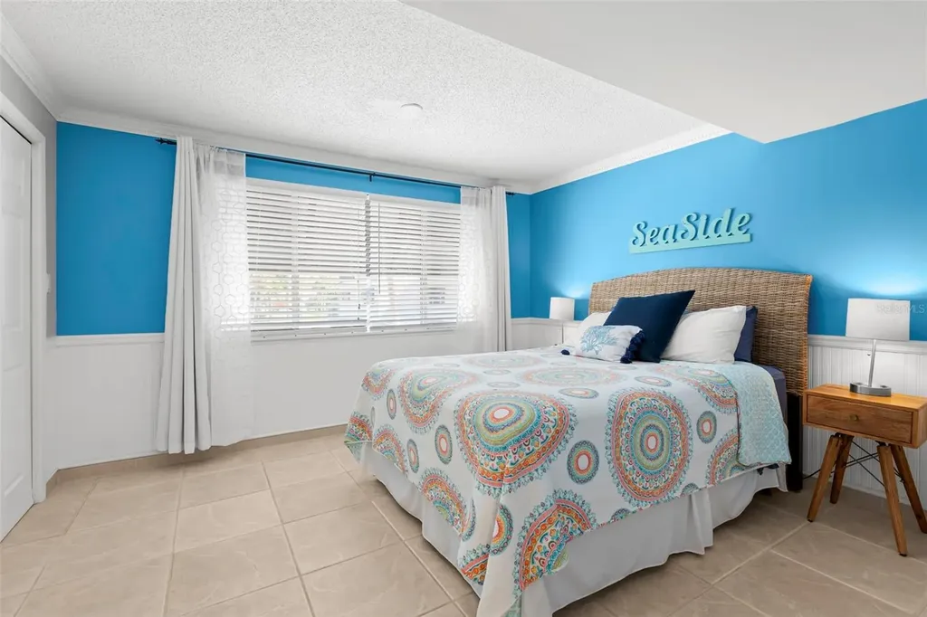 1375 Pinellas Bayway S Tierra Verde FL 33715