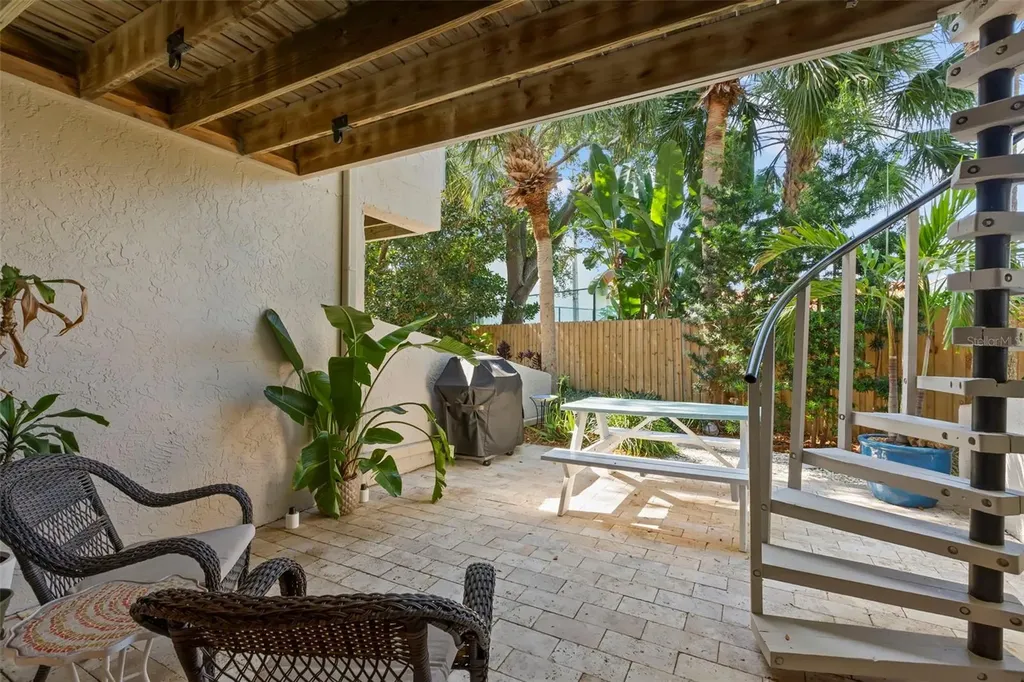 1375 Pinellas Bayway S Tierra Verde FL 33715