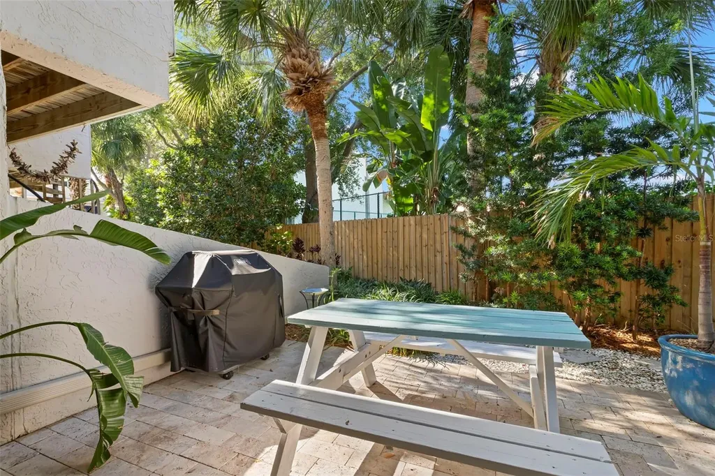 1375 Pinellas Bayway S Tierra Verde FL 33715