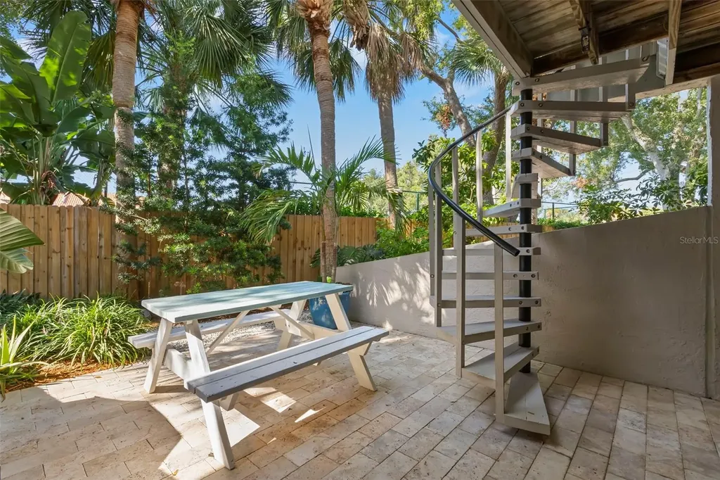 1375 Pinellas Bayway S Tierra Verde FL 33715