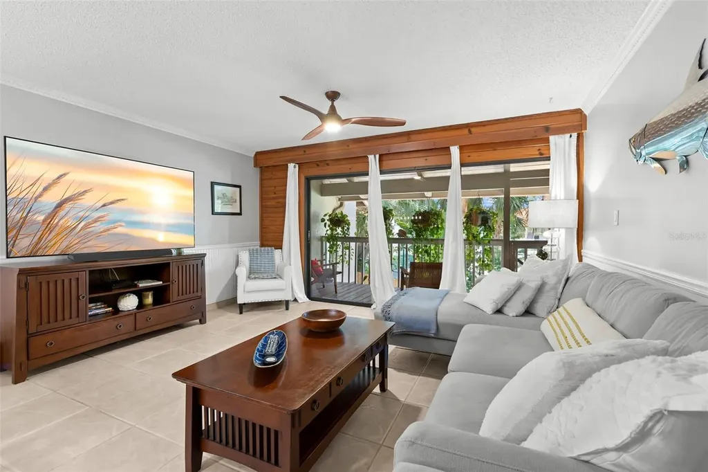 1375 Pinellas Bayway S Tierra Verde FL 33715