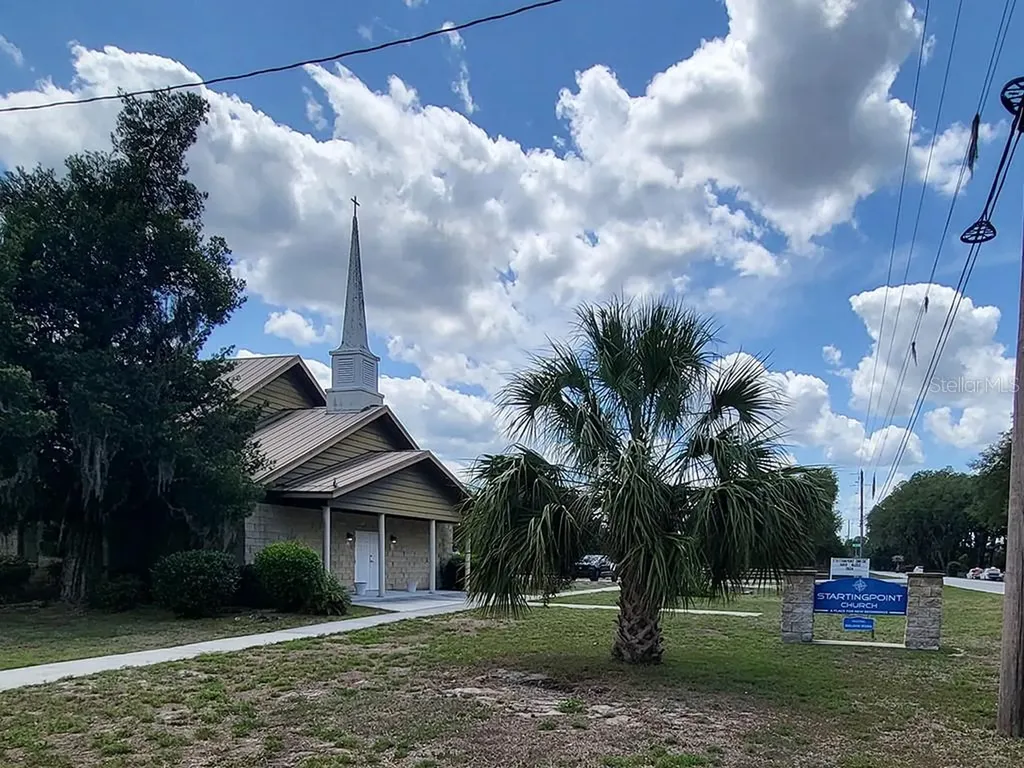 1990 SE Highway 42 Summerfield FL 34491
