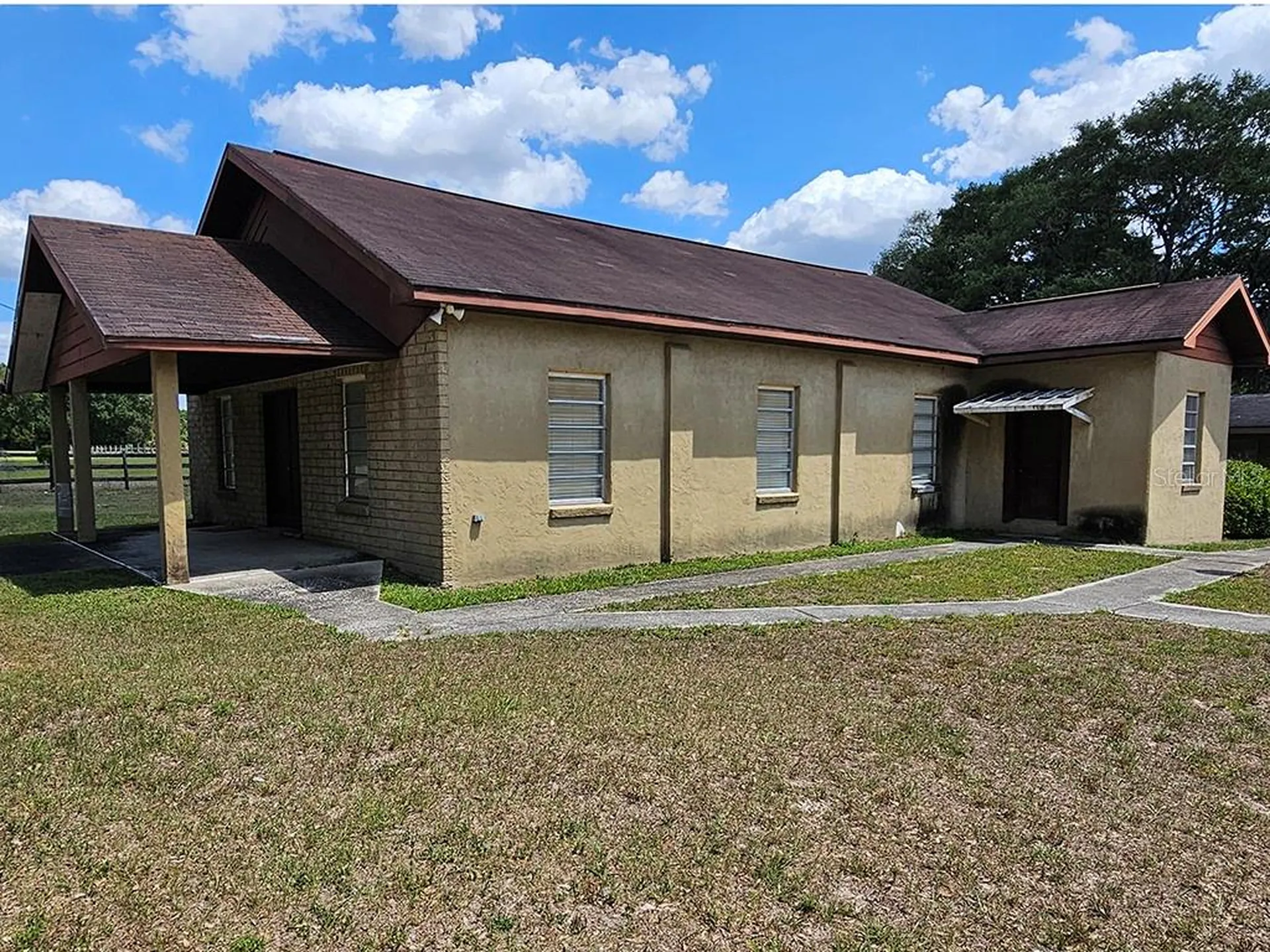 1990 SE Highway 42 Summerfield FL 34491