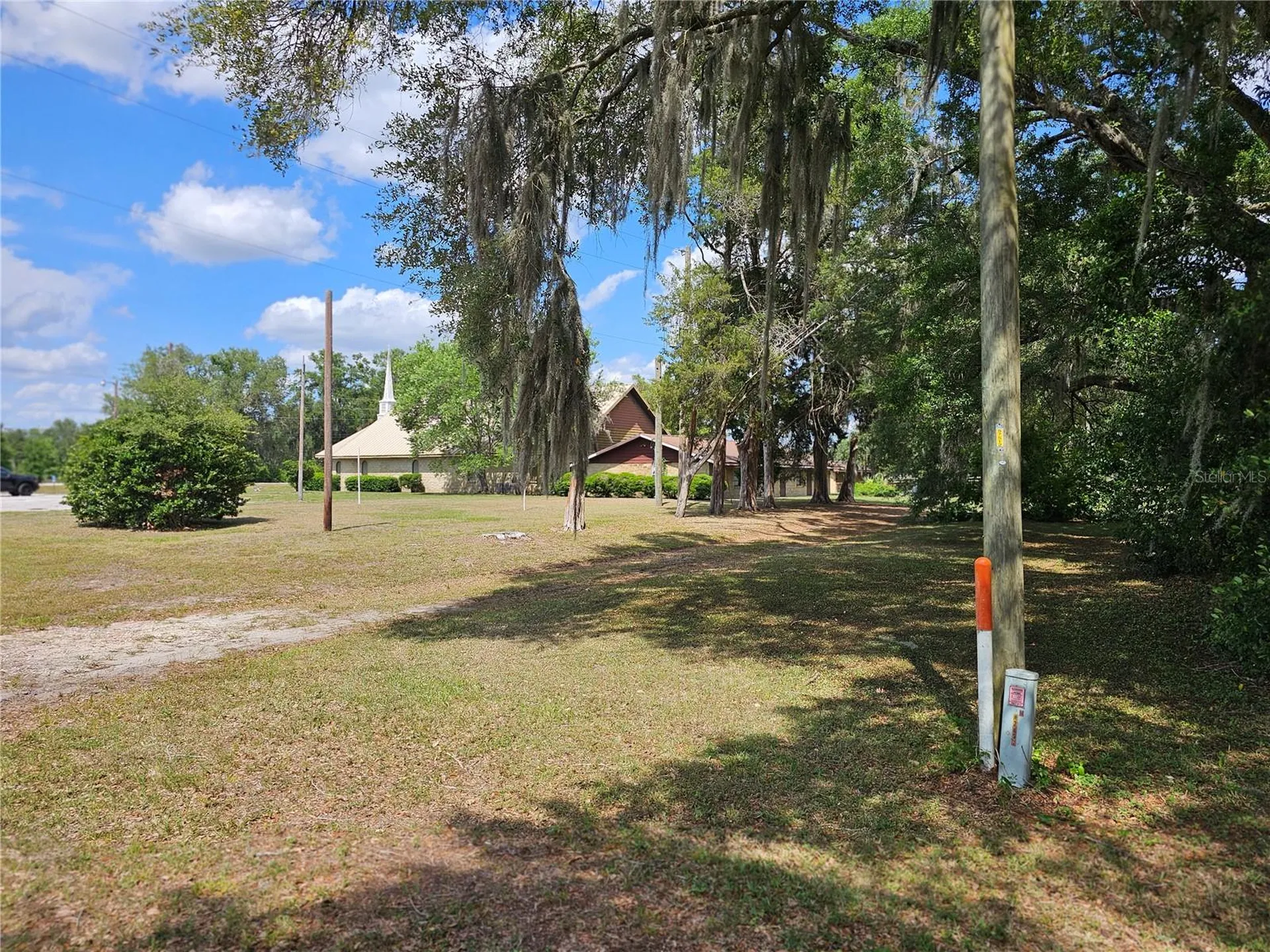 1990 SE Highway 42 Summerfield FL 34491