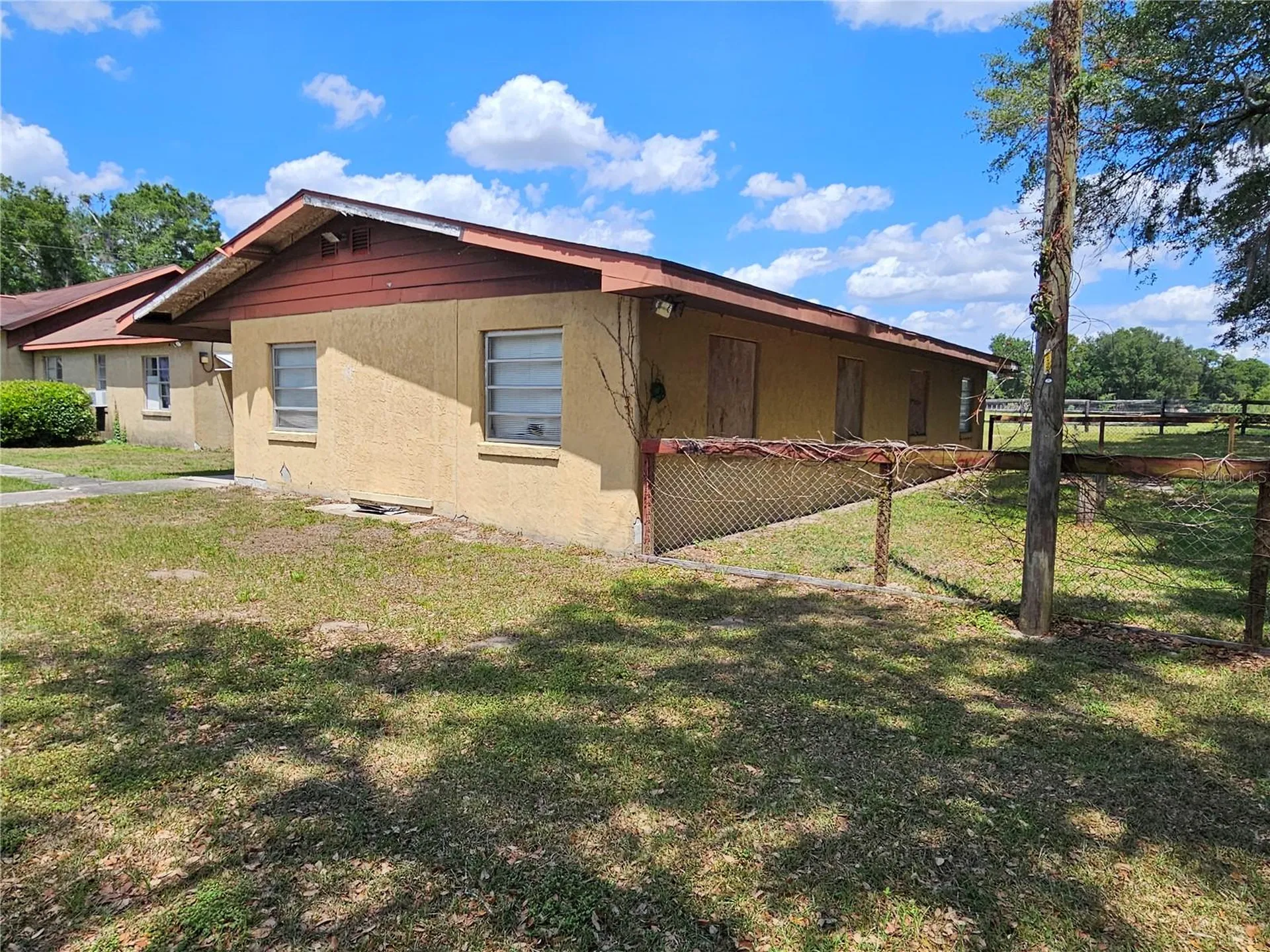 1990 SE Highway 42 Summerfield FL 34491