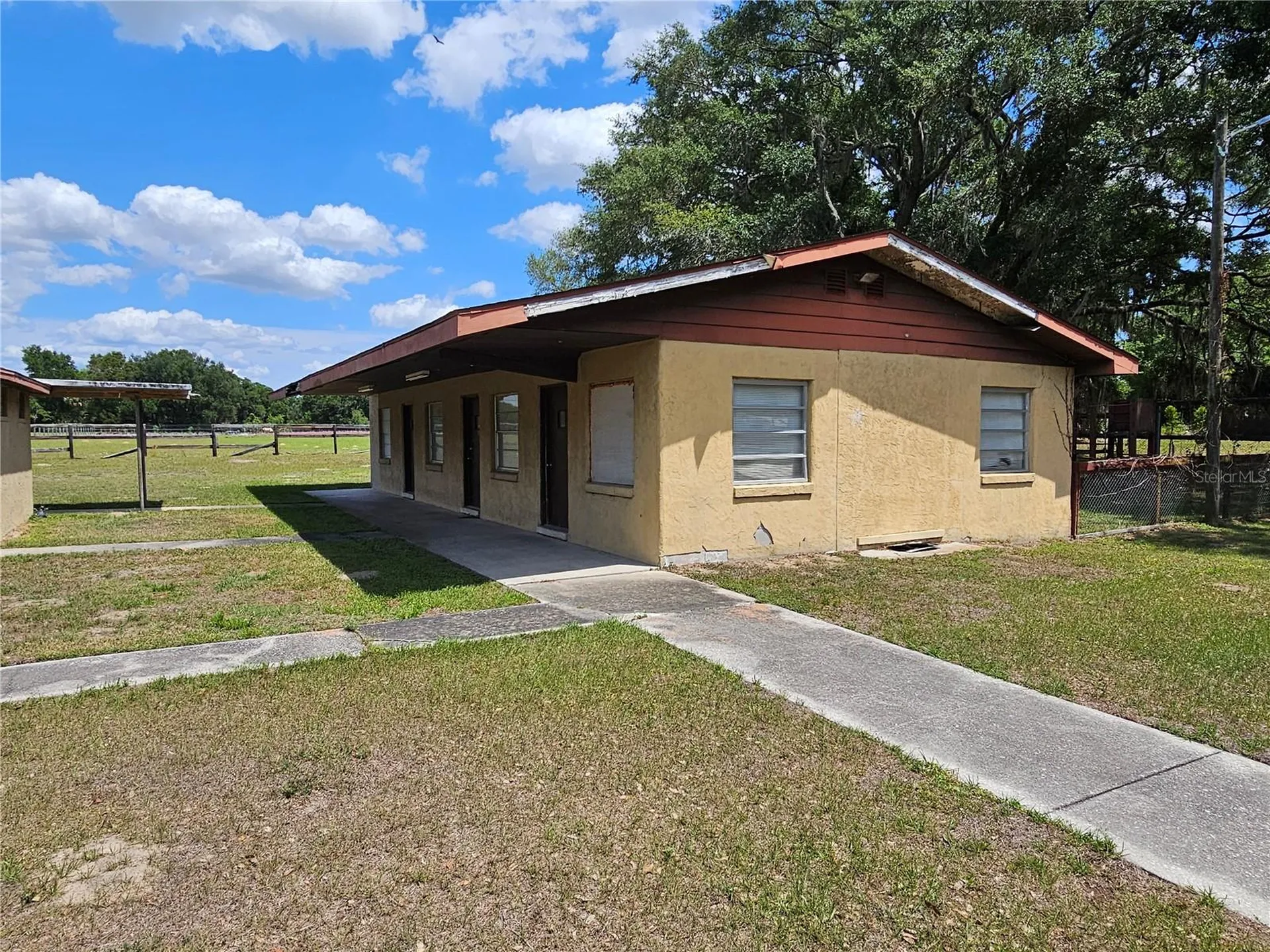 1990 SE Highway 42 Summerfield FL 34491
